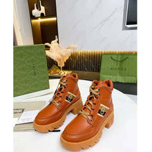 Load image into Gallery viewer, Gucci Unisex Ankle Boot with Interlocking G Cuir Leather Interlocking G Jacquard Stripe
