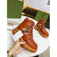 Load image into Gallery viewer, Gucci Unisex Ankle Boot with Interlocking G Cuir Leather Interlocking G Jacquard Stripe