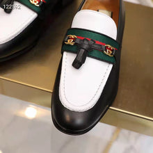 Load image into Gallery viewer, Gucci Unisex GG Loafer Web Interlocking G White Black Leather Green Red Web