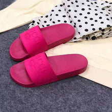 Load image into Gallery viewer, Gucci Unisex Gucci Logo Rubber Slide Sandal-Rose