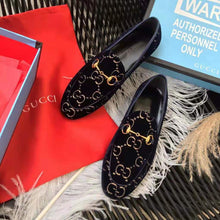 Load image into Gallery viewer, Gucci Unisex Jordaan GG Velvet Loafer-Navy