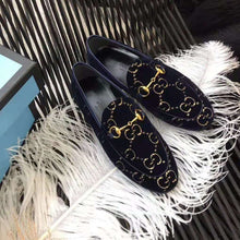 Load image into Gallery viewer, Gucci Unisex Jordaan GG Velvet Loafer-Navy