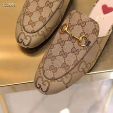 Load image into Gallery viewer, Gucci Unisex Jumbo GG Princetown Slipper Camel Ebony Jumbo GG Canvas