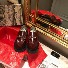 Load image into Gallery viewer, Gucci Unisex Leather Lug Sole Horsebit Loafer in Bordeaux Leather 4.6 cm Heel