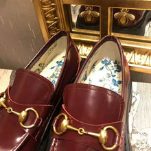 Load image into Gallery viewer, Gucci Unisex Leather Lug Sole Horsebit Loafer in Bordeaux Leather 4.6 cm Heel