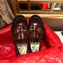 Load image into Gallery viewer, Gucci Unisex Leather Lug Sole Horsebit Loafer in Bordeaux Leather 4.6 cm Heel