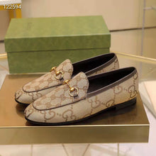 Load image into Gallery viewer, Gucci Unisex Maxi GG Jordaan Loafer Camel Ebony Maxi Canvas Canvas
