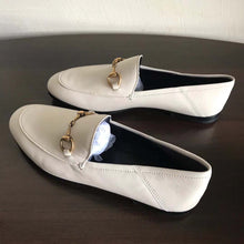 Load image into Gallery viewer, Gucci Women Brixton Leather Horsebit Loafer-White