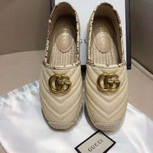 Load image into Gallery viewer, Gucci Women Chevron Raffia Espadrille with Double G-Sandy