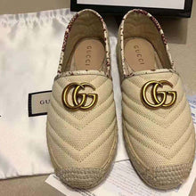 Load image into Gallery viewer, Gucci Women Chevron Raffia Espadrille with Double G-Sandy