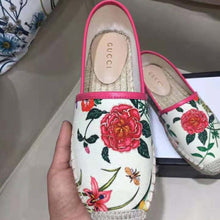 Load image into Gallery viewer, Gucci Women Flora Print Canvas Espadrille-Pink