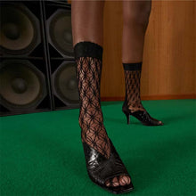 Load image into Gallery viewer, Gucci Women GG Crocodile Print Pump Black Square Toe Mid Heel