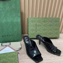 Load image into Gallery viewer, Gucci Women GG Crocodile Print Pump Black Square Toe Mid Heel
