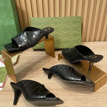 Load image into Gallery viewer, Gucci Women GG Crocodile Print Pump Black Square Toe Mid Heel