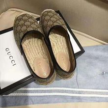 Load image into Gallery viewer, Gucci Women GG Supreme Bees Espadrille 2 cm Platform-Gold