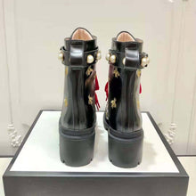 Load image into Gallery viewer, Gucci Women Gucci Leather Embroidered Ankle Boot in Black Leather 8.9 cm-Red