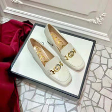 Load image into Gallery viewer, Gucci Women Gucci Zumi Leather Mid-Heel Loafer with Interlocking G Horsebit in 5.6 cm Height-White