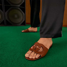 Load image into Gallery viewer, Gucci Women Interlocking G Cut Out Slide Sandal Cuir Leather Flat