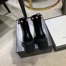 Load image into Gallery viewer, Gucci Women Leather Ankle Boot with Red Laces in Black Shiny Leather