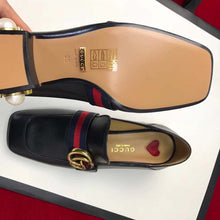 Load image into Gallery viewer, Gucci Women Leather Mid-Heel Loafer with Blue and Red Web-Black