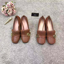 Load image into Gallery viewer, Gucci Women Leather Mid-Heel Pump 5.1 cm Heel-Brown