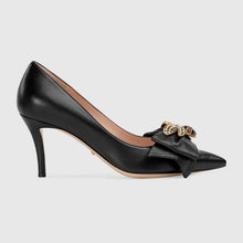 Load image into Gallery viewer, Gucci Women Leather Mid-Heel Pump with Bee Shoes Black