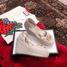 Load image into Gallery viewer, Gucci Women Leather Platform Espadrille 11.9cm Heel with 3.6cm Platform-White