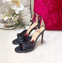 Load image into Gallery viewer, Gucci Women Metallic Leather Sandal in 10.4cm Heel Height-Black