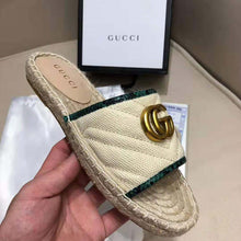 Load image into Gallery viewer, Gucci Women Online Exclusive Chevron Raffia Espadrille Slide with Double G-Sandy