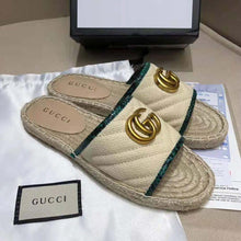 Load image into Gallery viewer, Gucci Women Online Exclusive Chevron Raffia Espadrille Slide with Double G-Sandy