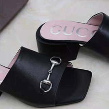 Load image into Gallery viewer, Gucci Women Patent Leather Mid-Heel Slide 5.1cm Chunky Heel-Black