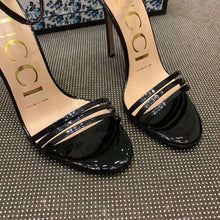 Load image into Gallery viewer, Gucci Women Patent Leather Sandal 11.4cm Thin Heel-Black