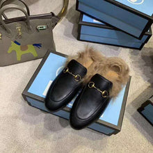 Load image into Gallery viewer, Gucci Women Princetown Leather Slipper with Lamb Wool-Black