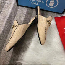 Load image into Gallery viewer, Gucci Women Princetown Raffia Slipper 1cm Heel-Sandy