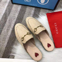 Load image into Gallery viewer, Gucci Women Princetown Raffia Slipper 1cm Heel-Sandy