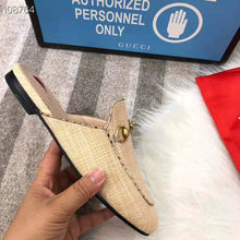 Load image into Gallery viewer, Gucci Women Princetown Raffia Slipper 1cm Heel-Sandy