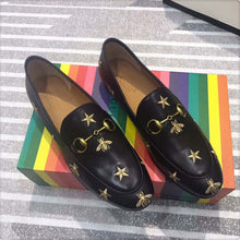 Load image into Gallery viewer, Gucci Women Shoes Jordaan Embroidered Leather Loafer 10mm Heel-Black