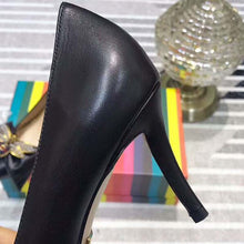 Load image into Gallery viewer, Gucci Women Shoes Leather Mid-Heel Pump with Bow 75mm Heel-Black