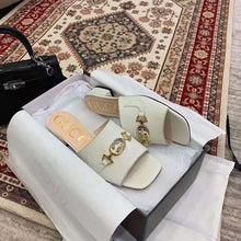 Load image into Gallery viewer, Gucci Women Zumi Leather Slide Sandal Interlocking G Horsebit White Leather 2.5 cm Heel Height