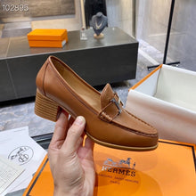 Load image into Gallery viewer, Hermes Elysee  Pump Brown