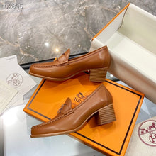 Load image into Gallery viewer, Hermes Elysee  Pump Brown