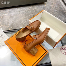 Load image into Gallery viewer, Hermes Elysee  Pump Brown