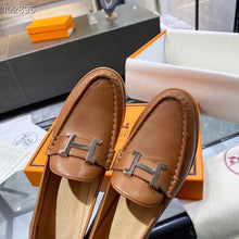 Load image into Gallery viewer, Hermes Elysee  Pump Brown