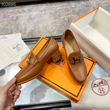 Load image into Gallery viewer, Hermes Elysee  Pump Brown