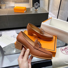 Load image into Gallery viewer, Hermes Elysee  Pump Brown