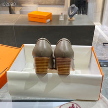 Load image into Gallery viewer, Hermes Elysee Pump