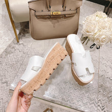 Load image into Gallery viewer, Hermes Eze 30 Sandal White