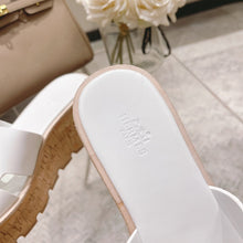 Load image into Gallery viewer, Hermes Eze 30 Sandal White