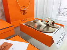 Load image into Gallery viewer, Hermes Oran Sandal