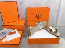 Load image into Gallery viewer, Hermes Oran Sandal
